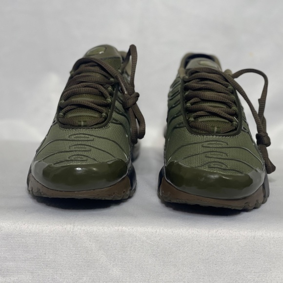 PRE OWNED!!! SIZE 7 NIKE AIRMAX PLUS "OLIVE CARGO" (GS) ORIGINAL RELEASE!!!!!! - Picture 3 of 16